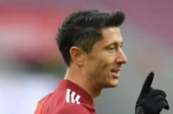 开云体育入口-关于罗本帽子戏法，拜仁3-0轻松取胜！的信息2025