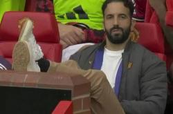 开云体育下载-曼联铁闸受伤下场，球队压力倍增的简单介绍2025