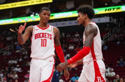 开云官网-爵士继续领跑西部，成为热门季后赛球队2025