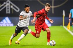 开云官网-那不勒斯队取得胜利，继续稳步上升2025