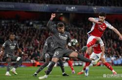 开云体育APP下载-阿森纳惨遭惨败，出线形势难以控制2025