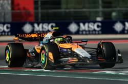 开云APP-迈凯伦轻取雷诺车队，维斯塔潘高光表现2025